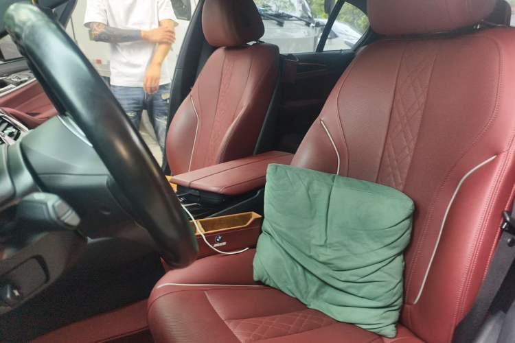 Used BMW 5 Series 2022 Restyled 525Li M Sport Package Left Front Seat