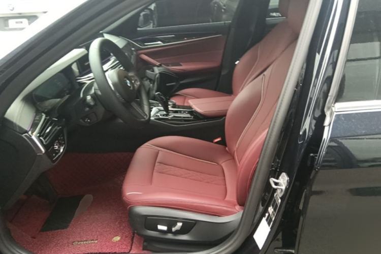 Used BMW 5 Series 2022 Second Facelift 525Li M Sport Package Left Front Seat