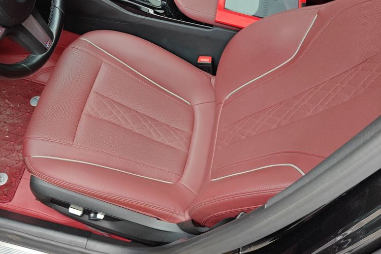 Used BMW 5 Series 2022 Restyled 525Li M Sport Package Left Front Seat