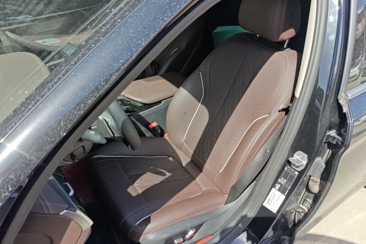 Used BMW 5 Series 2022 Updated 530Li Leading Edition Luxury Package Left Front Seat