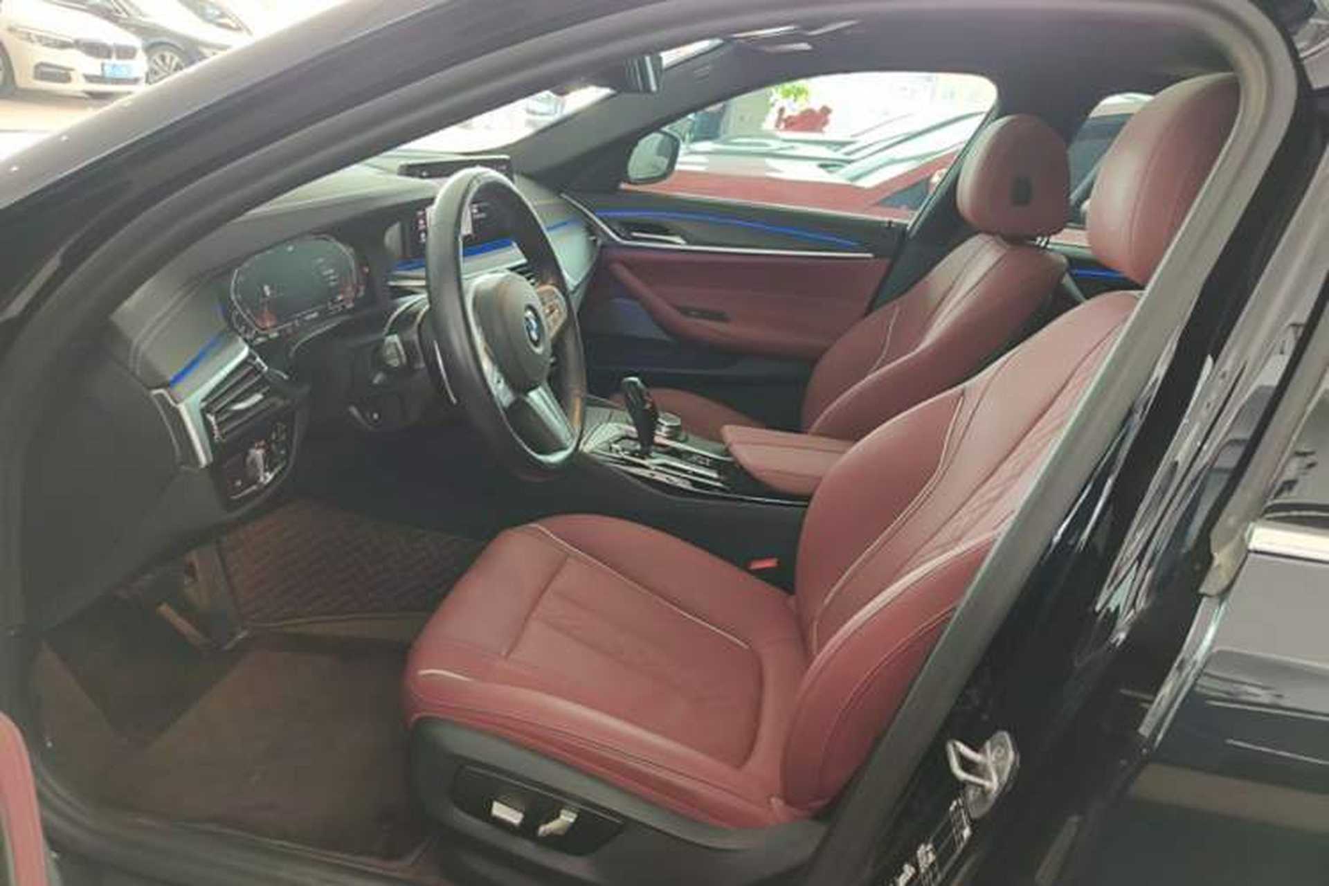 Used BMW 5 Series 2022 Second Facelift 530Li xDrive M Sport Package Left Front Seat