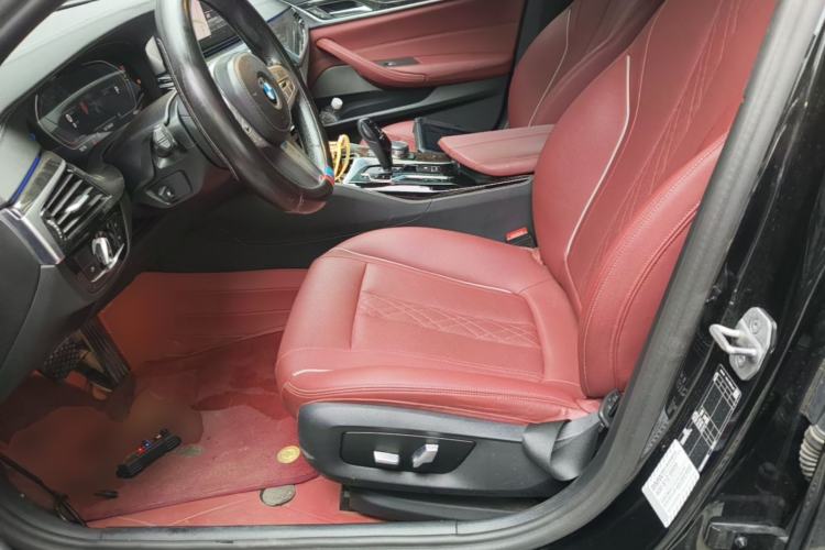 Used BMW 5 Series 2022 Second Facelift 525Li M Sport Package Left Front Seat