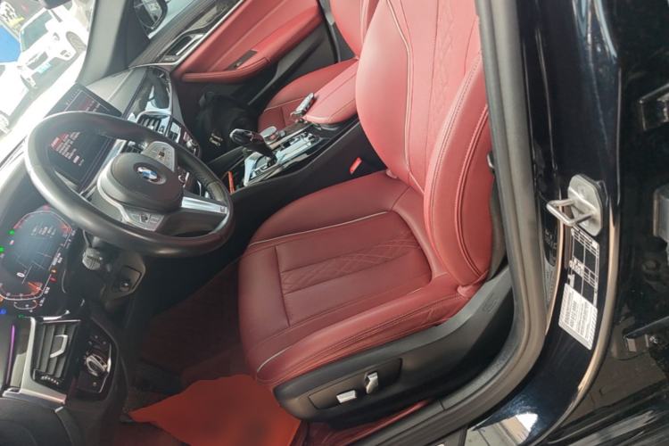 Used BMW 5 Series 2022 Second Facelift 525Li M Sport Package Left Front Seat