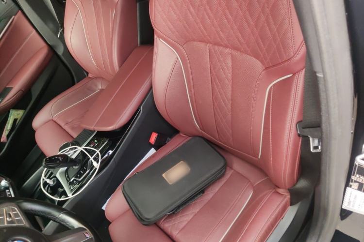 Used BMW 5 Series 2022 Revised Version 3 530Li Luxury Edition Premium Package Left Front Seat