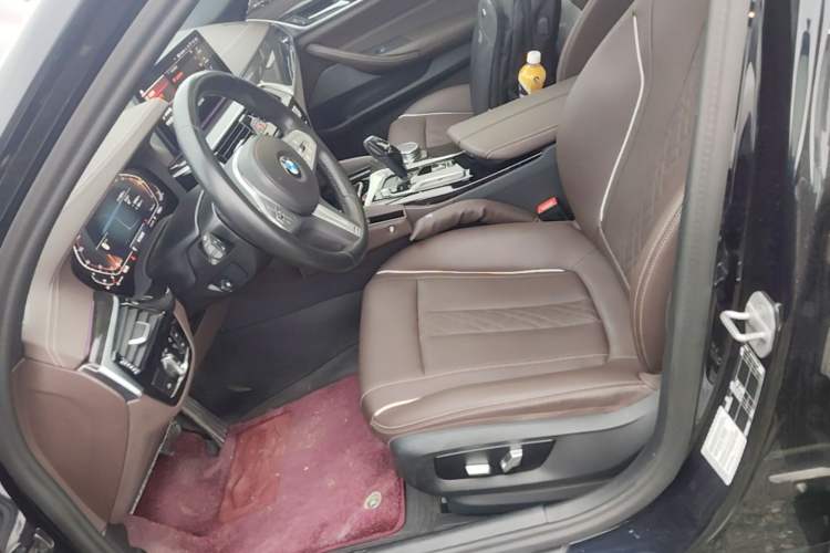 Used BMW 5 Series 2022 Second Facelift 525Li M Sport Package Left Front Seat