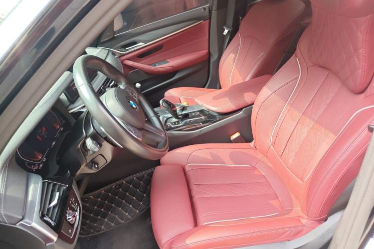 Used BMW 5 Series 2022 Revised Version 3 530Li Luxury Edition M Sport Package Left Front Seat
