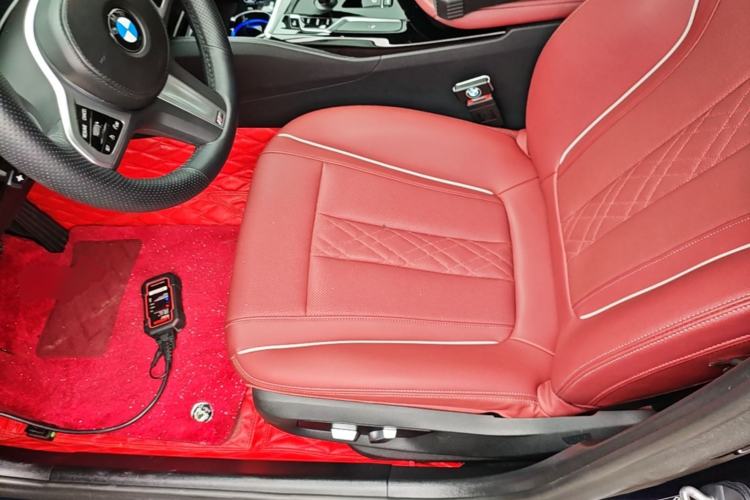 Used BMW 5 Series 2022 Restyled 525Li M Sport Package Left Front Seat