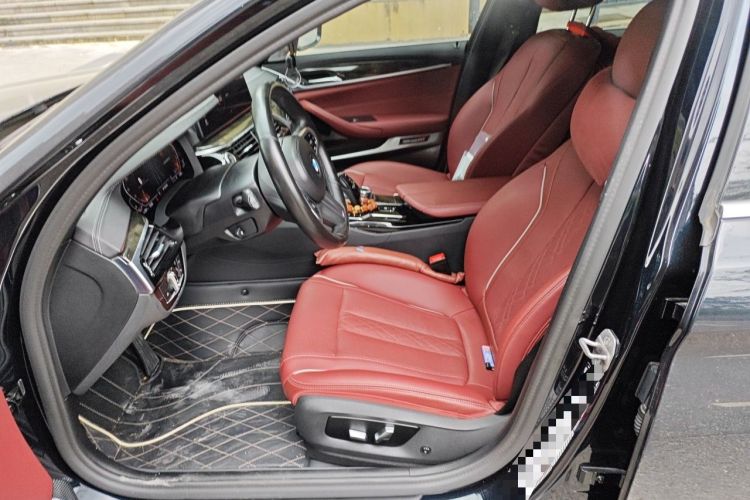 Used BMW 5 Series 2022 Restyled 525Li M Sport Package Left Front Seat