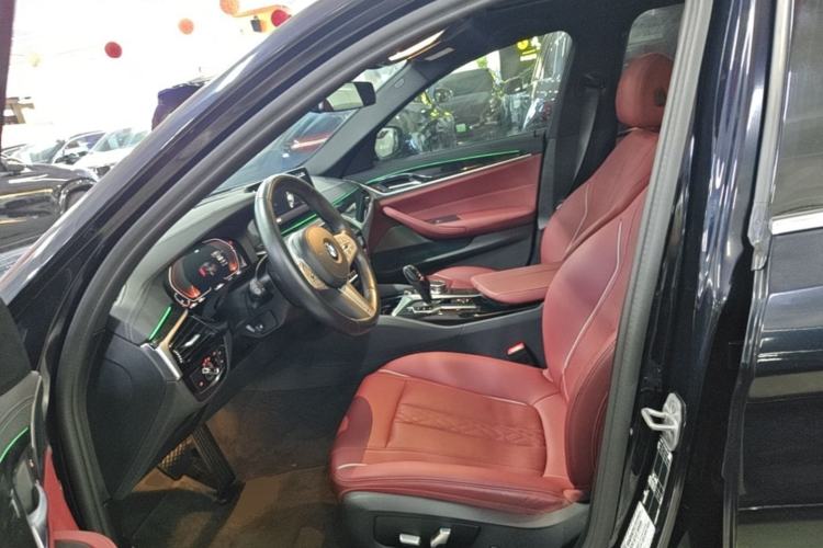 Used BMW 5 Series 2022 Second Facelift 525Li M Sport Package Left Front Seat