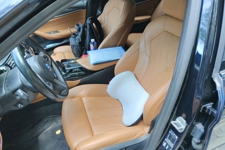 Used BMW 5 Series 2022 Second Facelift 525i M Sport Package Left Front Seat