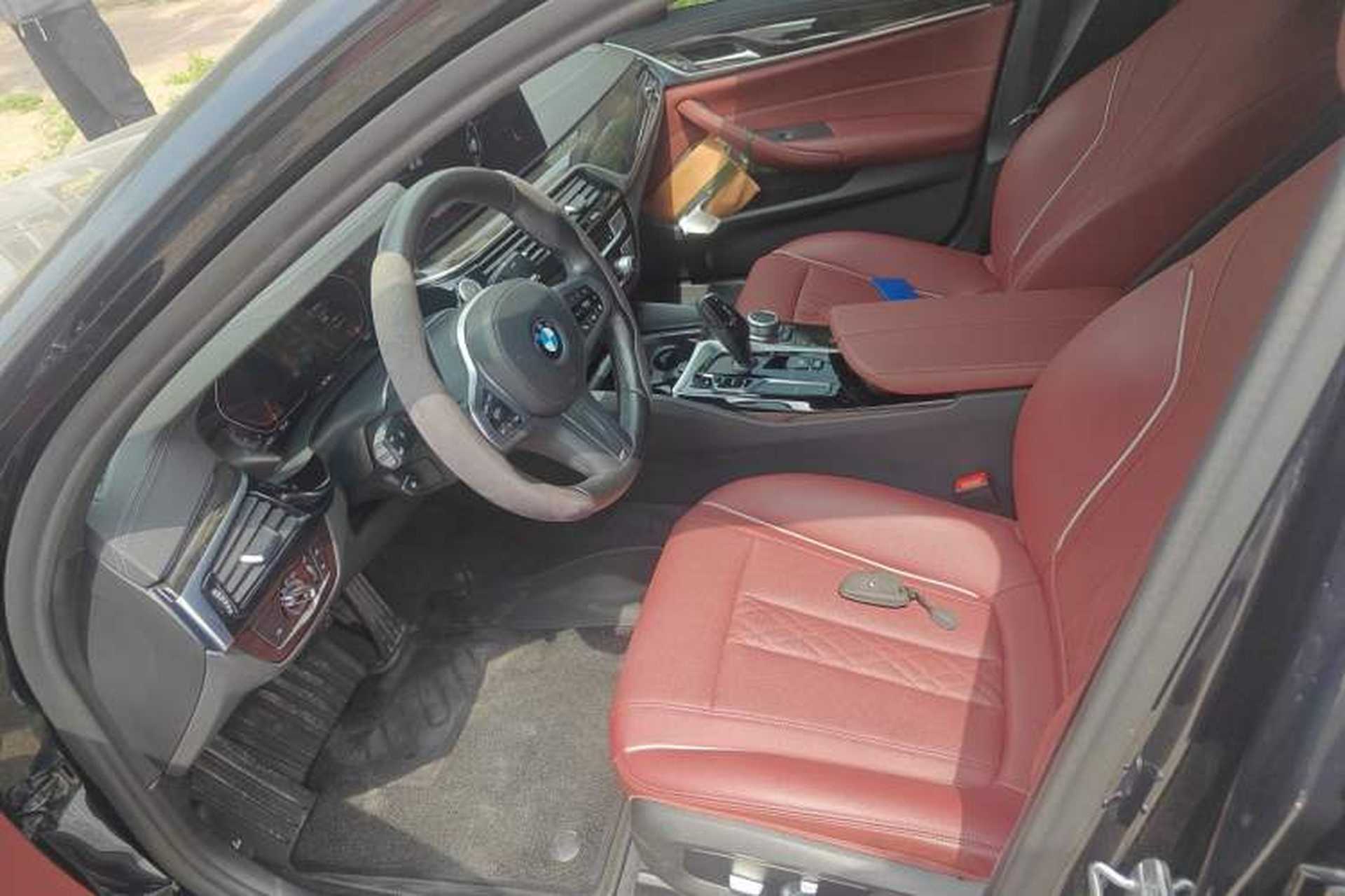 Used BMW 5 Series 2022 Restyled 525Li M Sport Package Left Front Seat