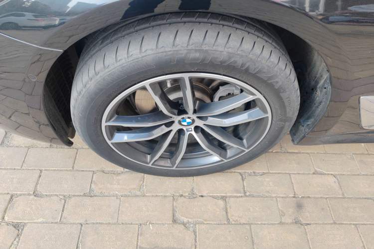 Used BMW 5 Series 2022 Restyled 525Li M Sport Package Left Front Wheel Hub