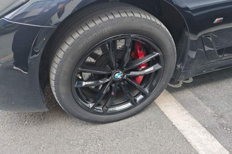 Used BMW 5 Series 2022 Restyled 525Li M Sport Package Left Front Wheel Hub