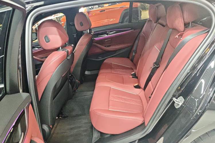 Used BMW 5 Series 2022 Second Facelift 525Li M Sport Package Left Rear Seat