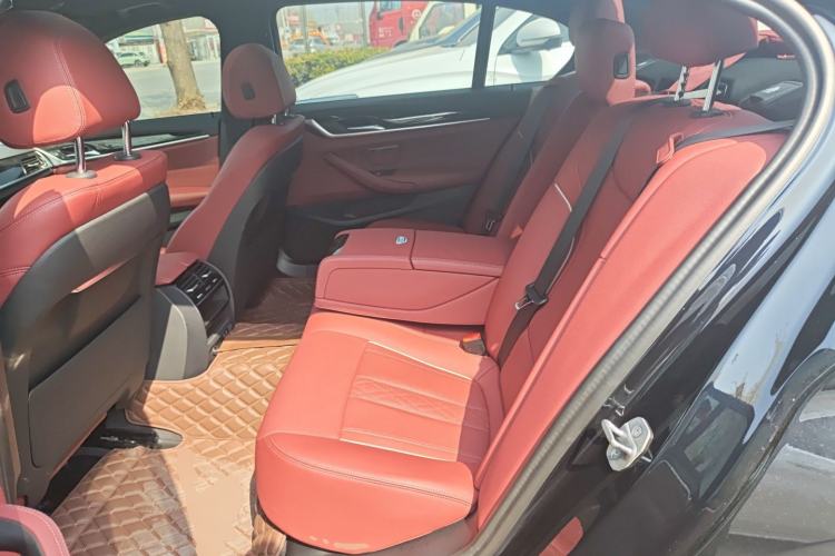 Used BMW 5 Series 2022 Second Facelift 525Li M Sport Package Left Rear Seat