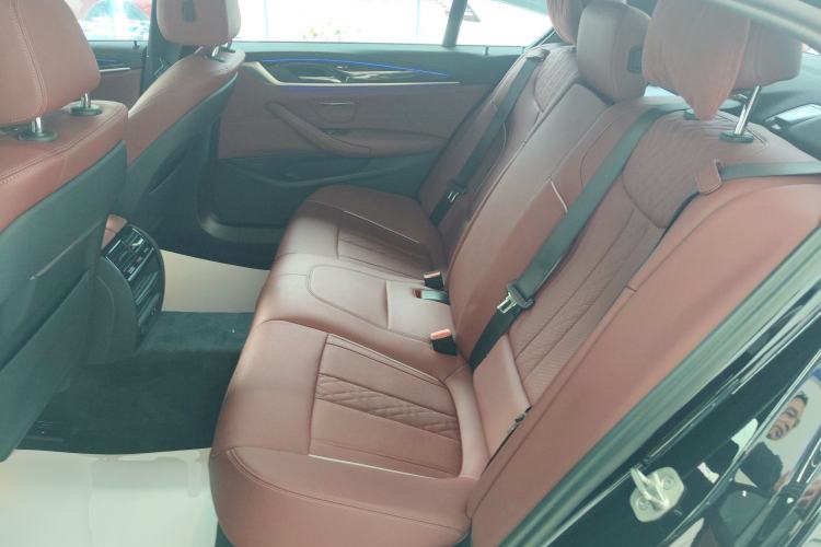 Used BMW 5 Series 2022 Restyled 525Li M Sport Package Left Rear Seat