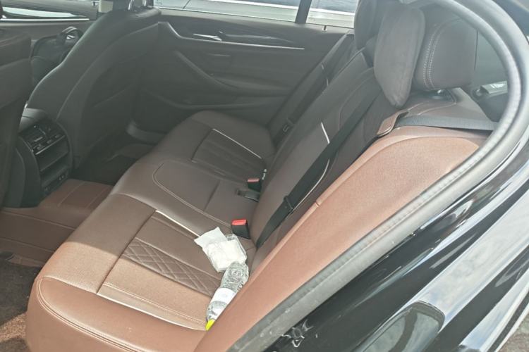 Used BMW 5 Series 2022 Restyled 525Li Luxury Package Left Rear Seat