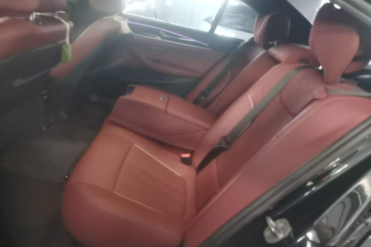 Used BMW 5 Series 2022 Restyled 525Li M Sport Package Left Rear Seat