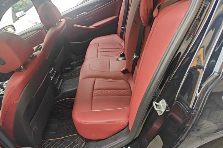 Used BMW 5 Series 2022 Second Facelift 525Li M Sport Package Left Rear Seat