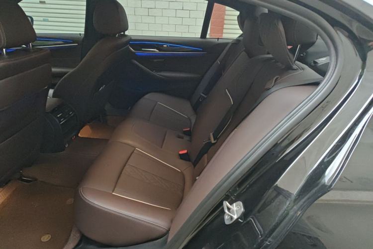 Used BMW 5 Series 2022 Restyled 525Li M Sport Package Left Rear Seat