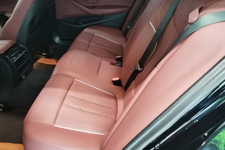 Used BMW 5 Series 2022 Second Facelift 525Li M Sport Package Left Rear Seat