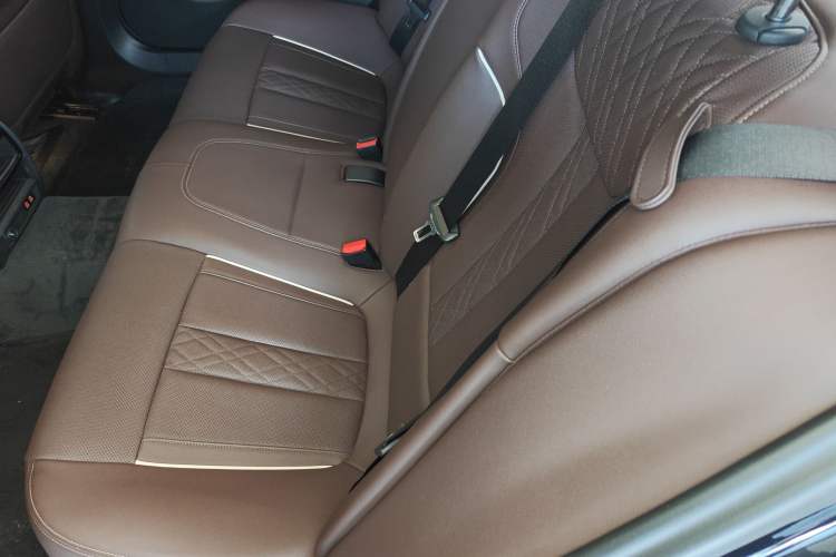 Used BMW 5 Series 2022 Restyled 525Li M Sport Package Left Rear Seat