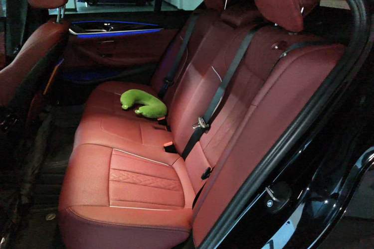 Used BMW 5 Series 2022 Restyled 525Li Luxury Package Left Rear Seat