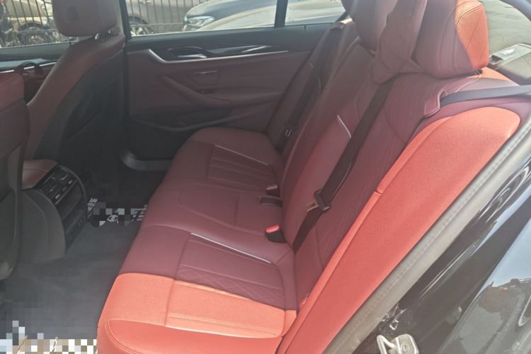 Used BMW 5 Series 2022 Restyled 525Li Luxury Package Left Rear Seat