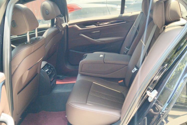 Used BMW 5 Series 2022 Second Facelift 525Li M Sport Package Left Rear Seat