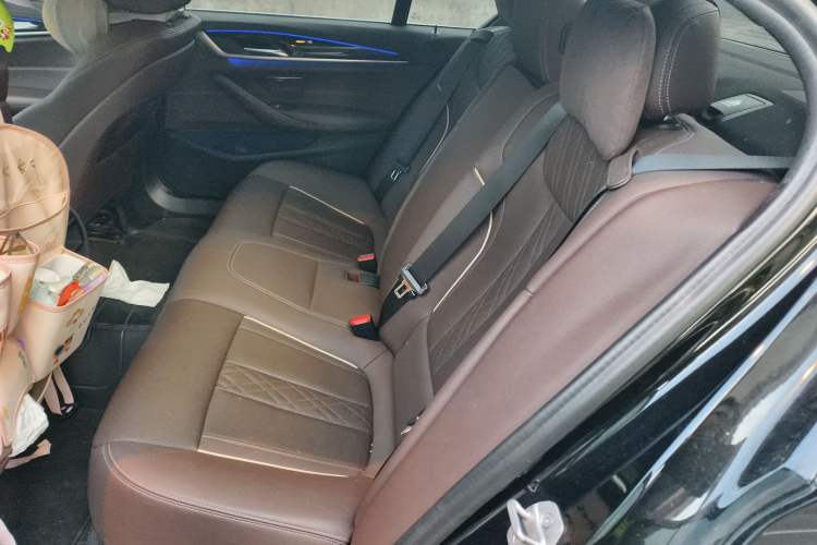Used BMW 5 Series 2022 Restyled 525Li M Sport Package Left Rear Seat