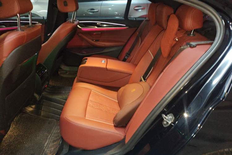 Used BMW 5 Series 2022 525Li M Sport Package Left Rear Seat
