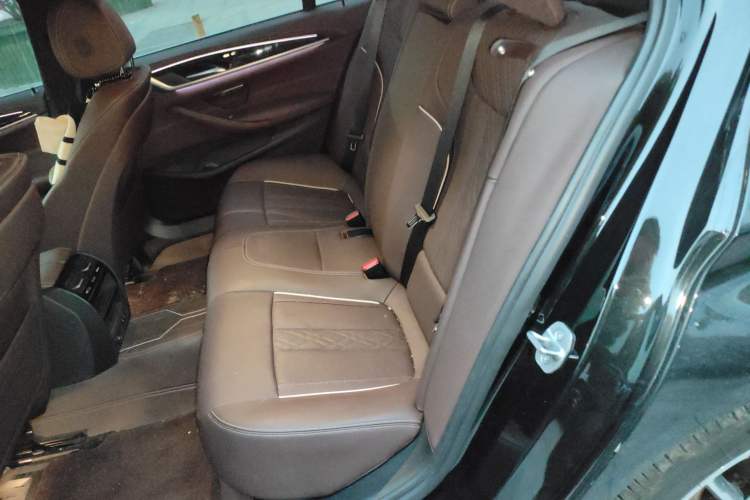 Used BMW 5 Series 2022 Second Facelift 525Li M Sport Package Left Rear Seat