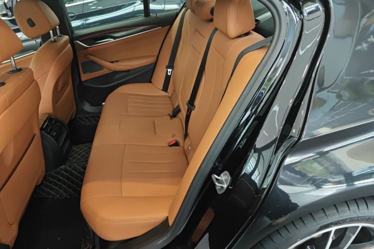 Used BMW 5 Series 2022 Second Facelift 525i M Sport Package Left Rear Seat