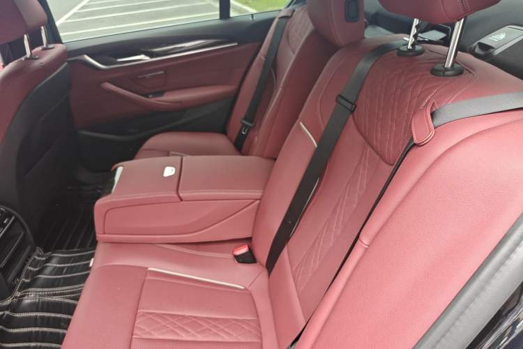 Used BMW 5 Series 2022 Restyled 525Li M Sport Package Left Rear Seat