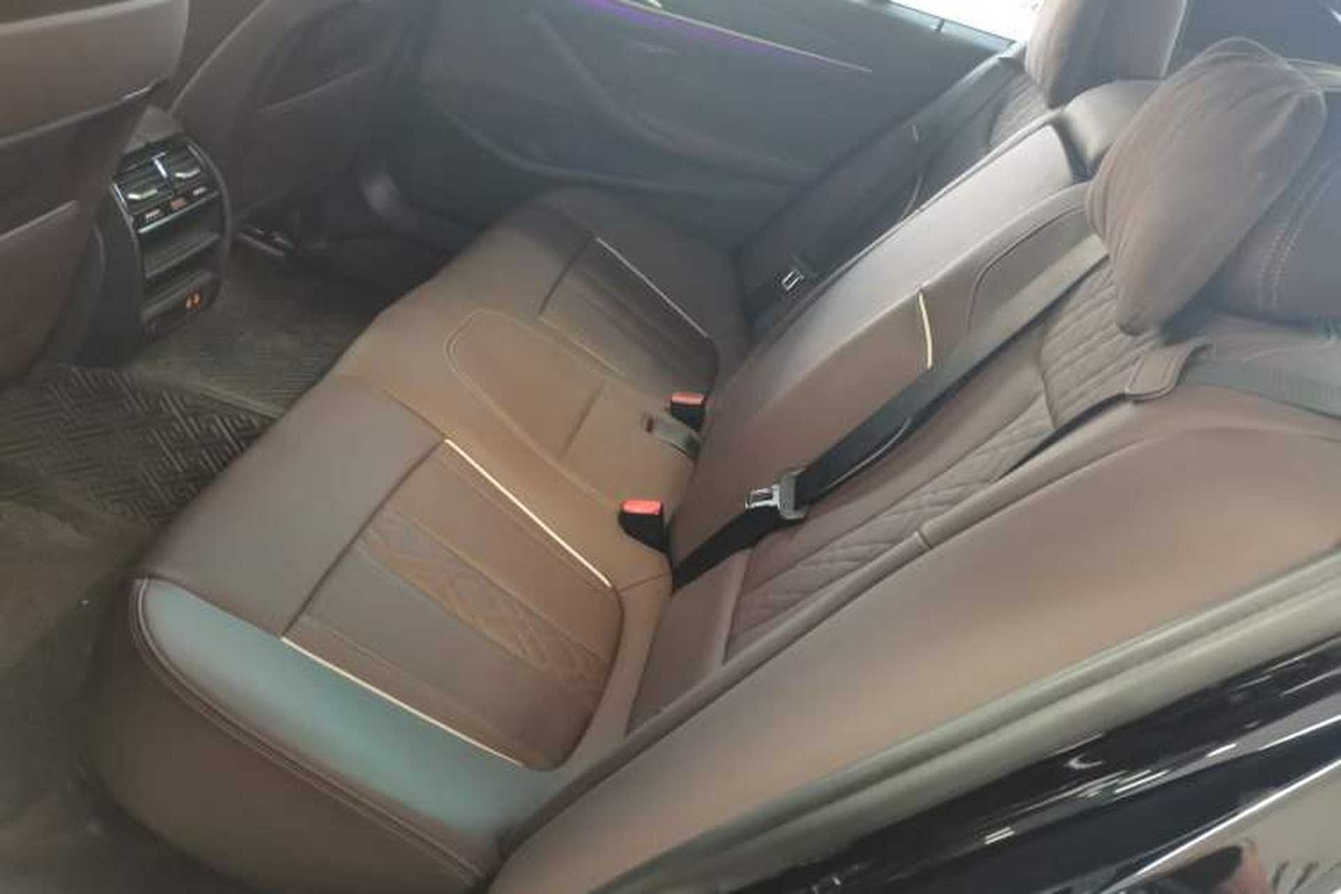 Used BMW 5 Series 2022 Restyled 530Li Leading Edition M Sport Package Left Rear Seat