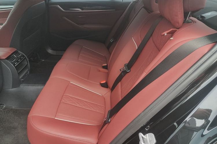 Used BMW 5 Series 2022 Restyled 525Li M Sport Package Left Rear Seat