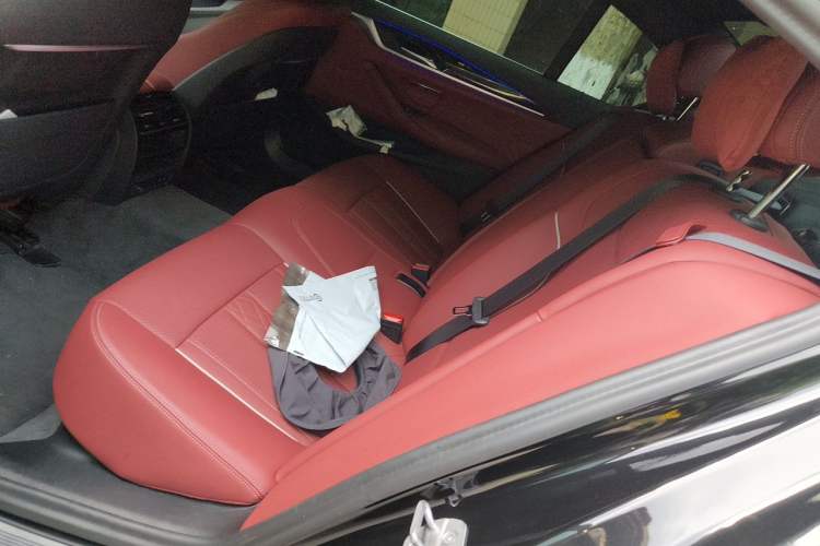 Used BMW 5 Series 2022 Restyled 525Li M Sport Package Left Rear Seat