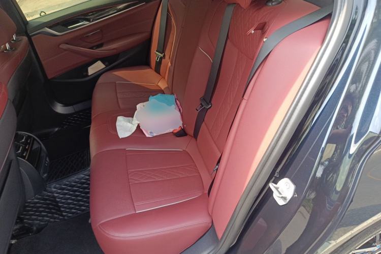 Used BMW 5 Series 2022 Second Facelift 525Li M Sport Package Left Rear Seat