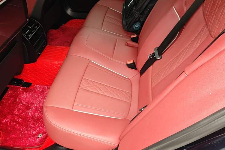 Used BMW 5 Series 2022 Restyled 525Li M Sport Package Left Rear Seat