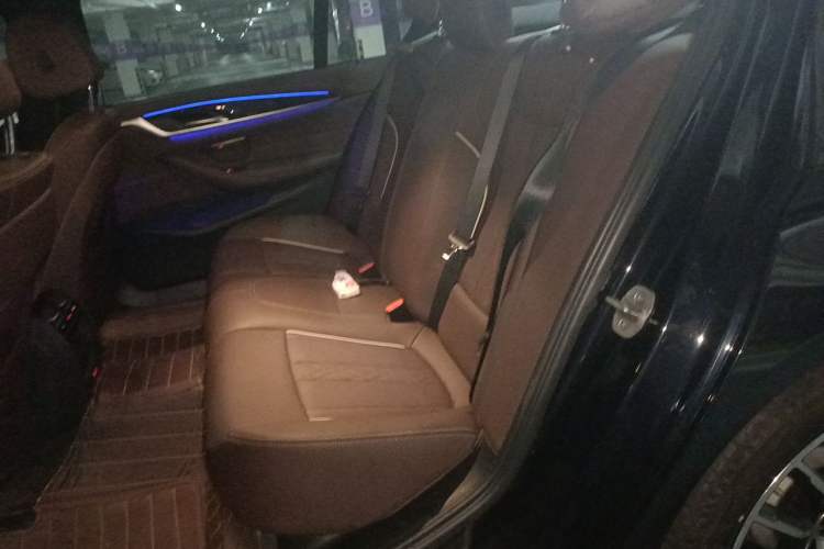 Used BMW 5 Series 2022 Second Facelift 525Li M Sport Package Left Rear Seat