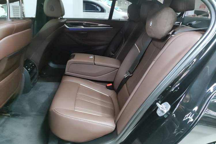 Used BMW 5 Series 2022 Restyled 525Li M Sport Package Left Rear Seat