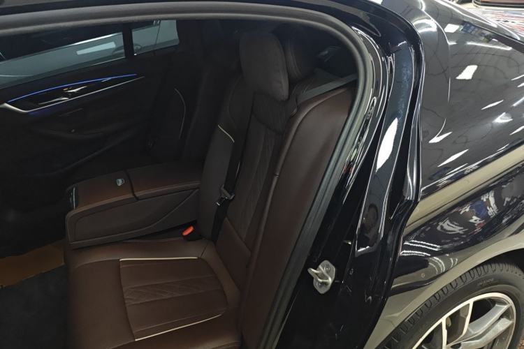 Used BMW 5 Series 2022 Restyled 525Li M Sport Package Left Rear Seat