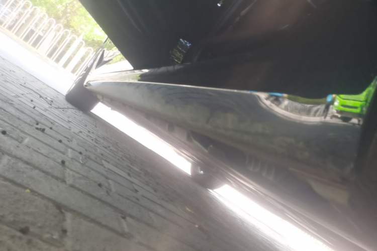 Used BMW 5 Series 2022 Restyled 525Li M Sport Package Left Side Sill