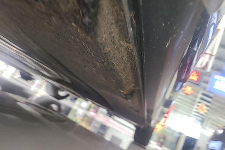 Used BMW 5 Series 2022 Second Facelift 525Li M Sport Package Left Side Sill