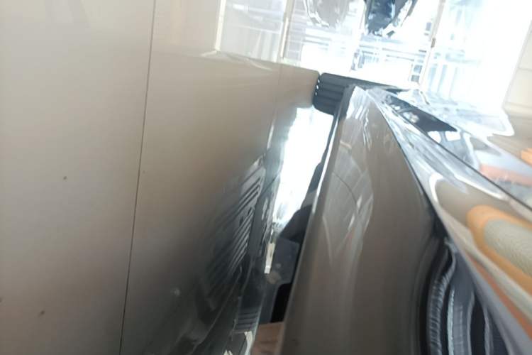 Used BMW 5 Series 2022 Second Facelift 530Li Leading Edition M Sport Package Left Side Sill