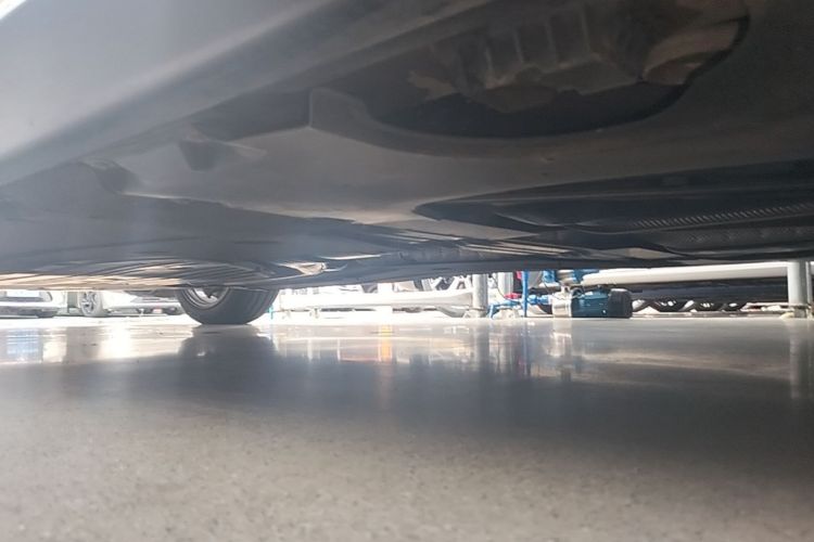 Used BMW 5 Series 2022 Second Facelift 525Li M Sport Package Left Side Sill