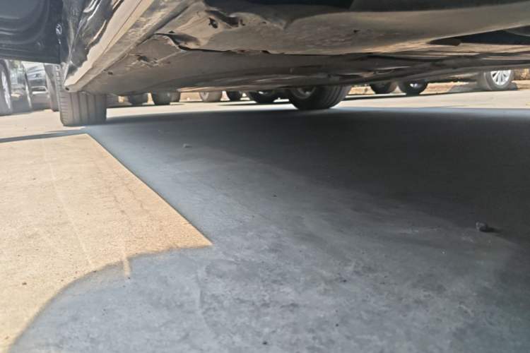 Used BMW 5 Series 2022 Restyled 525Li Luxury Package Left Side Sill