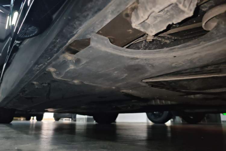 Used BMW 5 Series 2022 Second Facelift 525Li M Sport Package Left Side Sill
