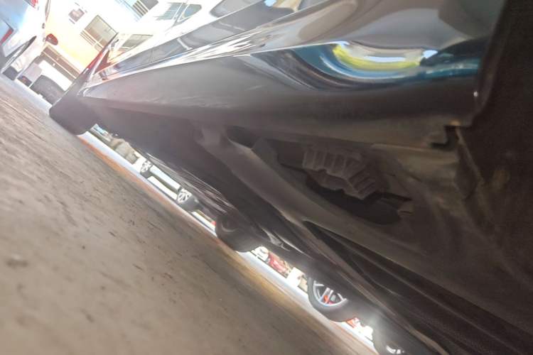 Used BMW 5 Series 2022 Restyled 525Li M Sport Package Left Side Sill
