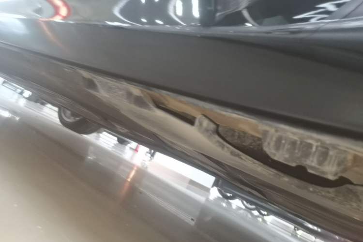 Used BMW 5 Series 2022 Revised Version 3 530Li Luxury Edition Premium Package Left Side Sill